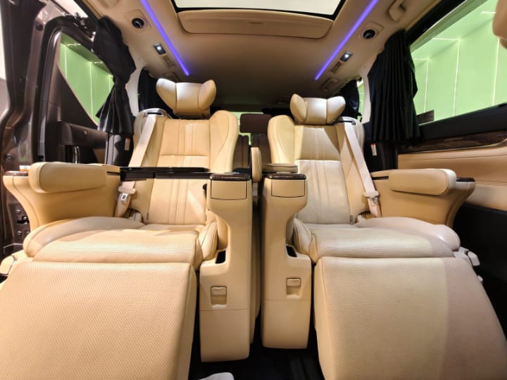 Alphard Rent in Dhaka