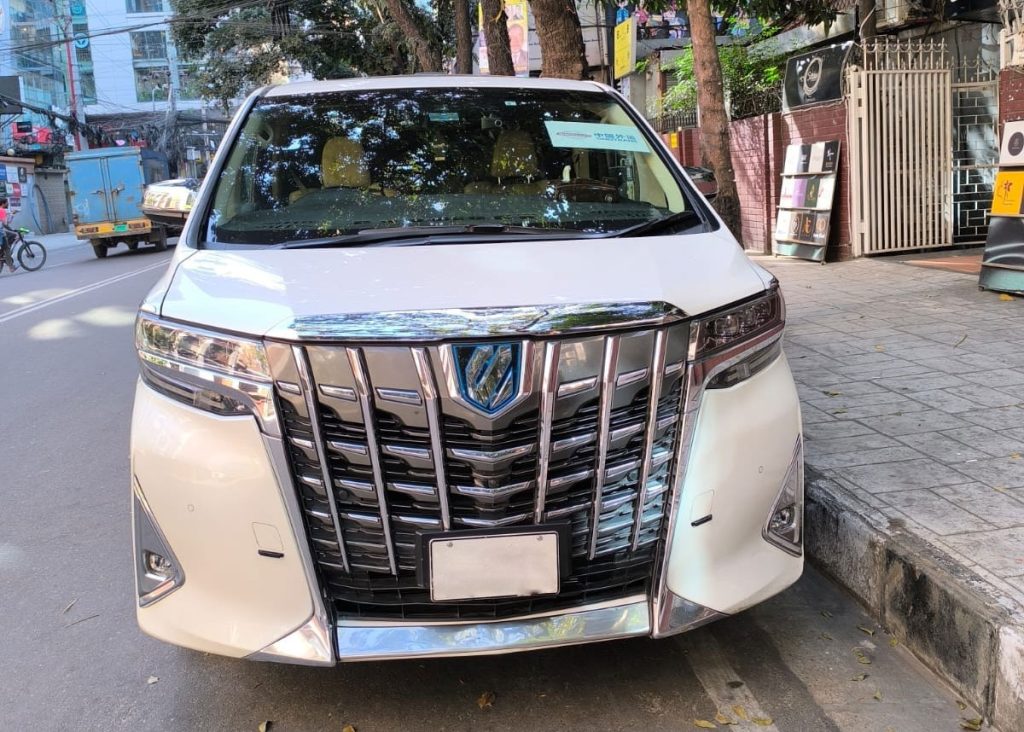 Alphard rental service